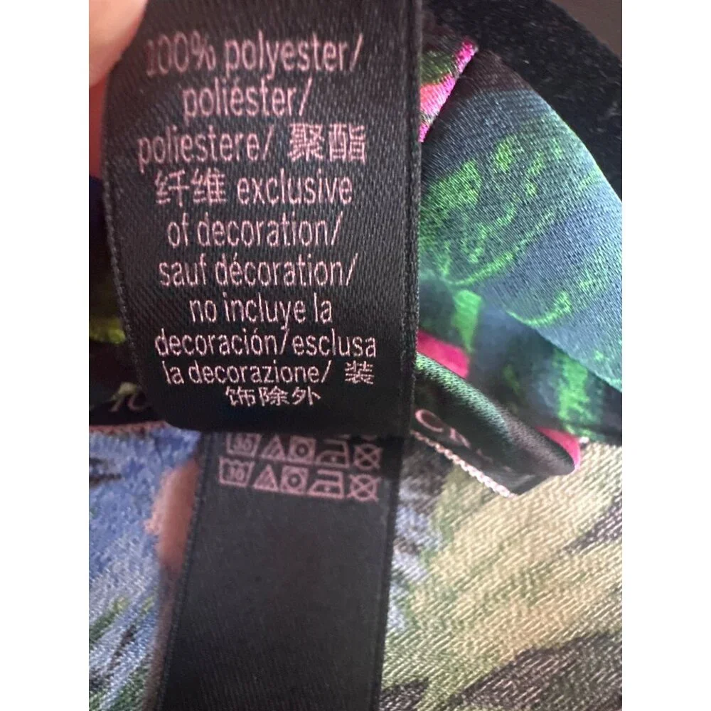 Victorias Secret this lightweight